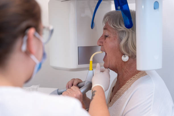 Best Emergency Dental Care for Broken or Chipped Teeth in Parkersburg, IA